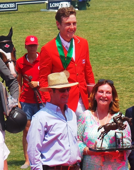 Ben Asselin con Jonathan y Nancy